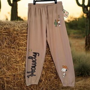 Peanuts® | Aéropostale Western Snoopy Howdy Jogger Sweatpants